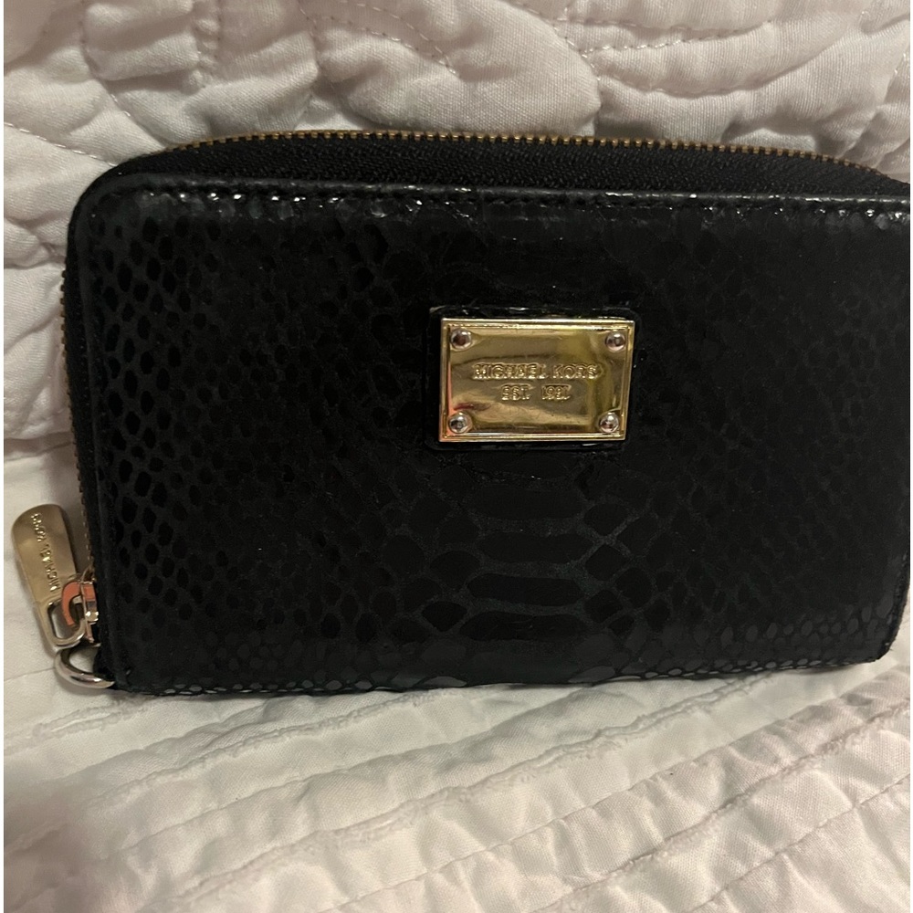 Michael Kors Snakeskin wallet